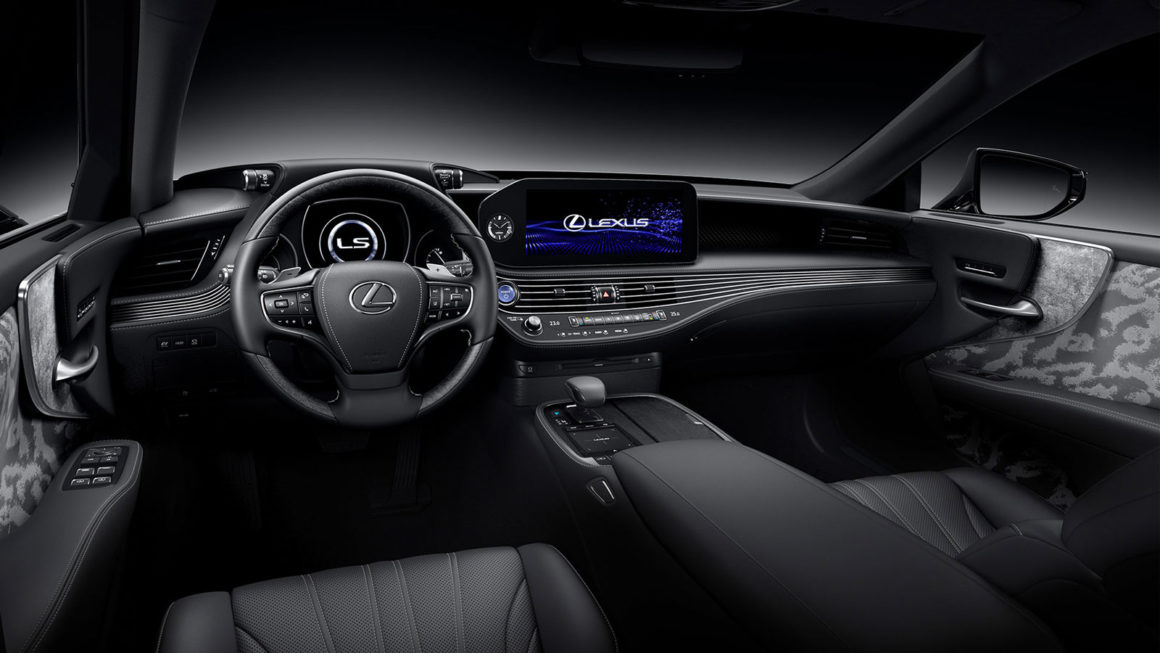 New Infotainment System in Lexus NX 450H+ - DVN